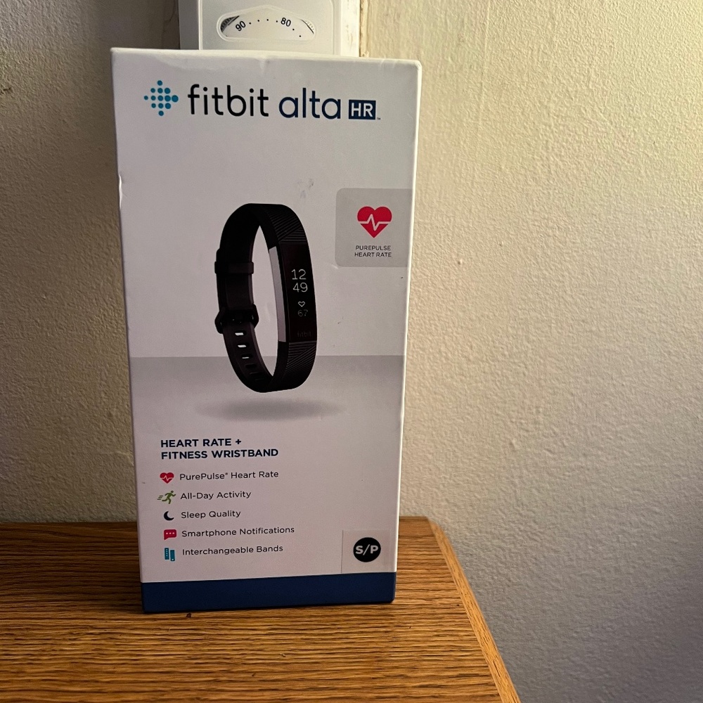 Fitbit Alta HR
